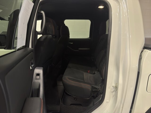 2022 Nissan Frontier in Burlington, WI 53105 - 18109363 10