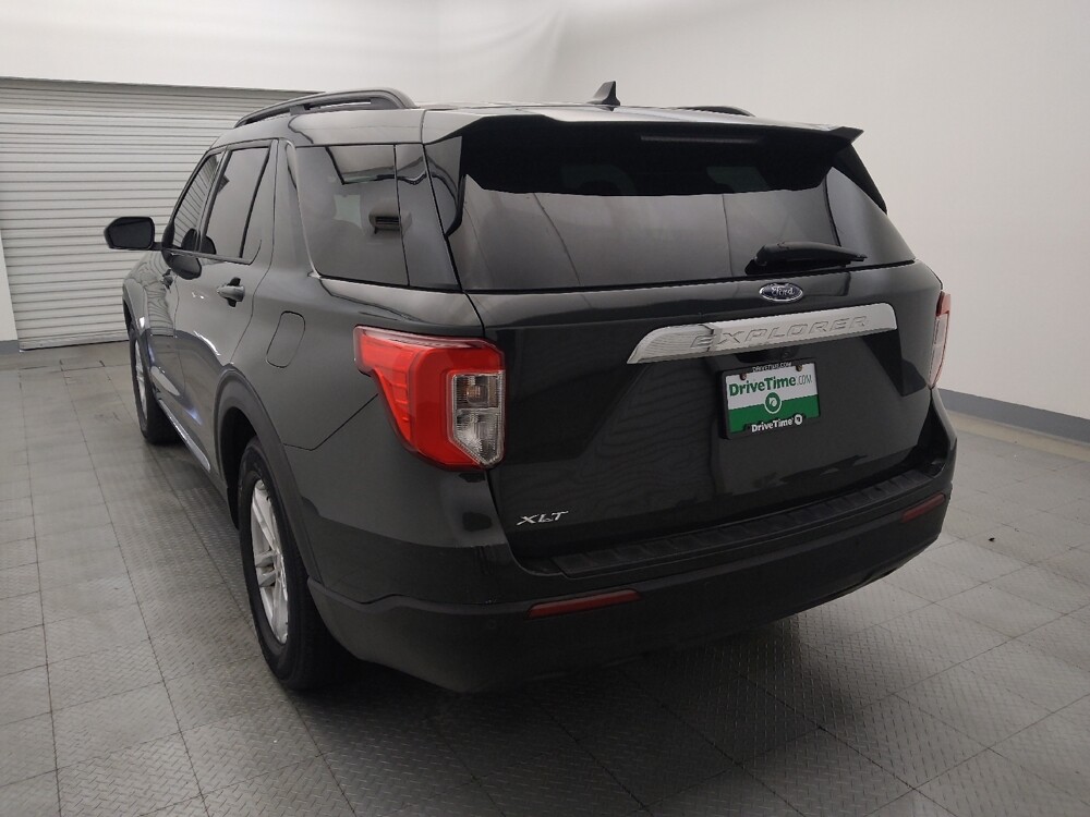 2021 Ford Explorer in Houston, TX 77034 - 18109364 6