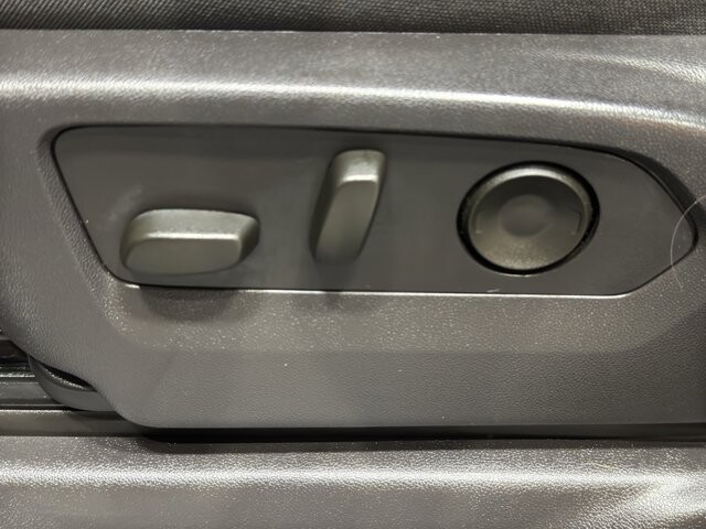 2025 Chevrolet Silverado 1500 in Burlington, WI 53105 - 18109372 15