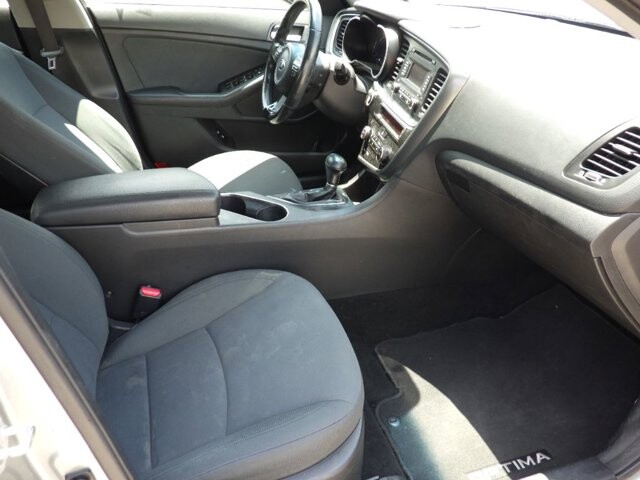 2014 Kia Optima in Flowery Branch, GA 30542 - 18109378 7