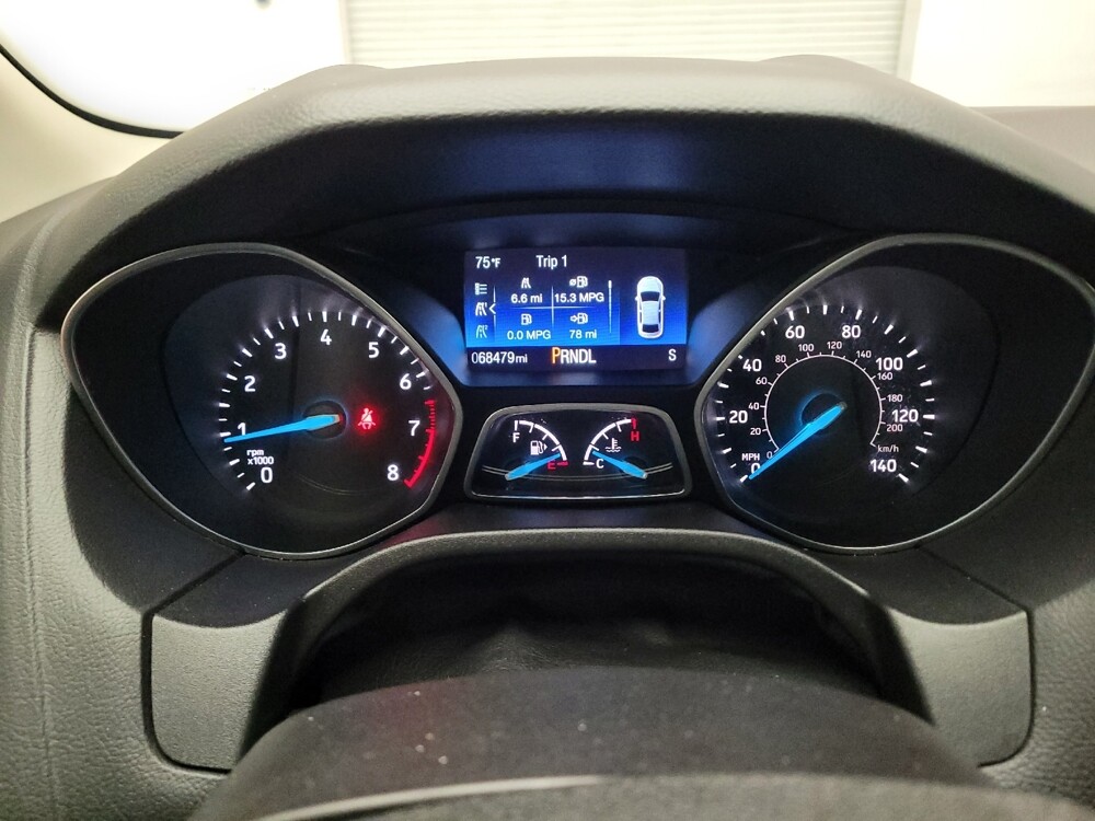 2018 Ford Focus in Sacramento, CA 95821 - 18109397 23