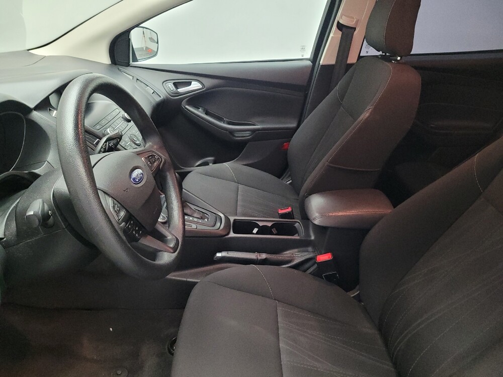 2018 Ford Focus in Sacramento, CA 95821 - 18109397 17