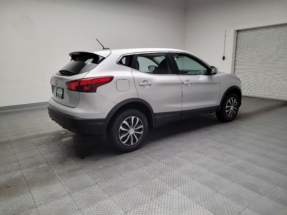 2019 Nissan Rogue Sport in Downey, CA 90241 - 18109403 10