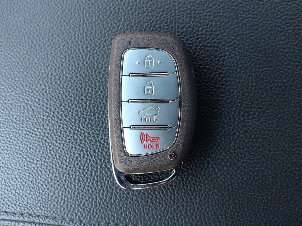 2019 Hyundai Sonata in Jackson, MS 39211 - 18109405 32