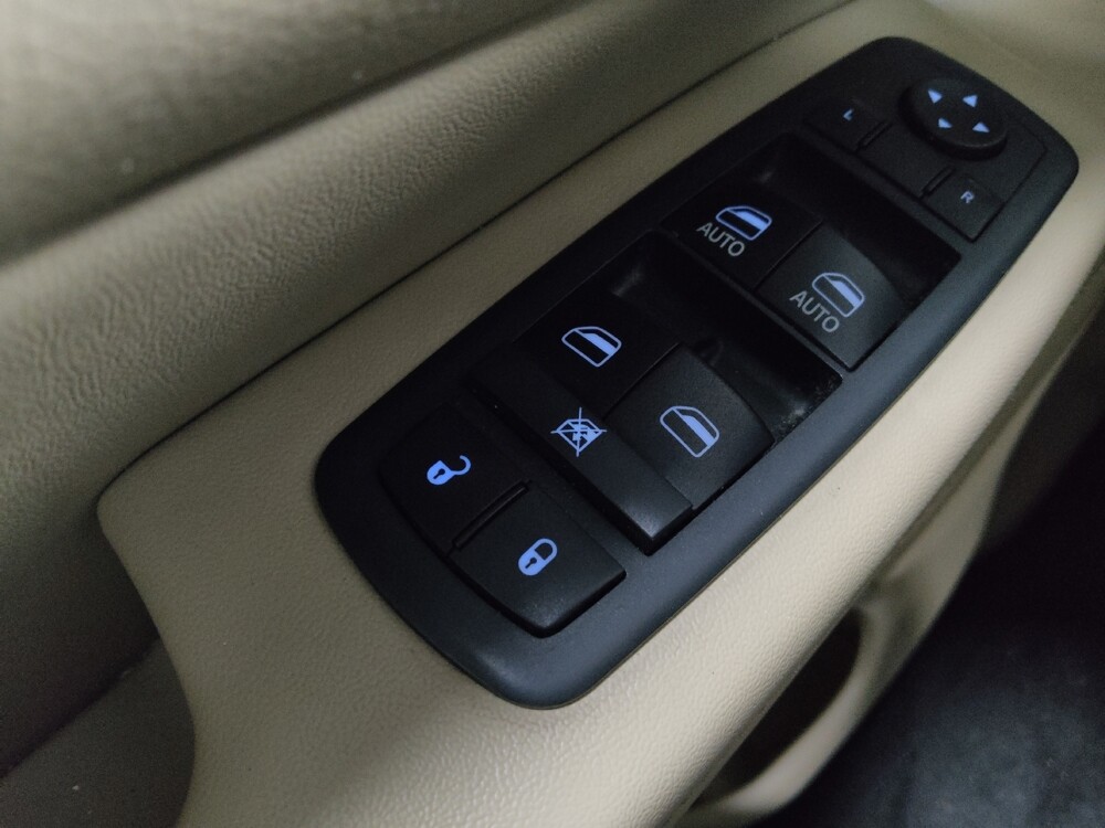 2018 Jeep Grand Cherokee in Jackson, MS 39211 - 18109416 27