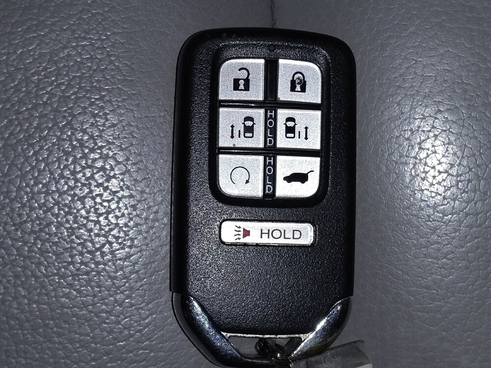 2018 Honda Odyssey in Oklahoma City, OK 73139 - 18109424 32