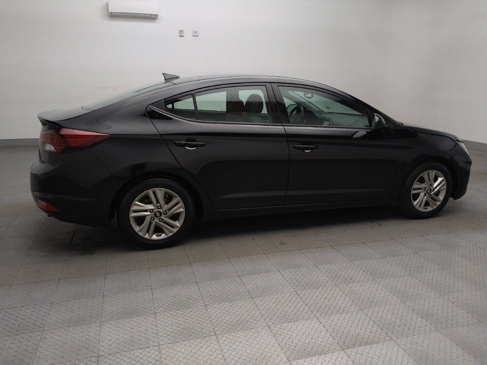 2020 Hyundai Elantra in Plano, TX 75074 - 18109430 10