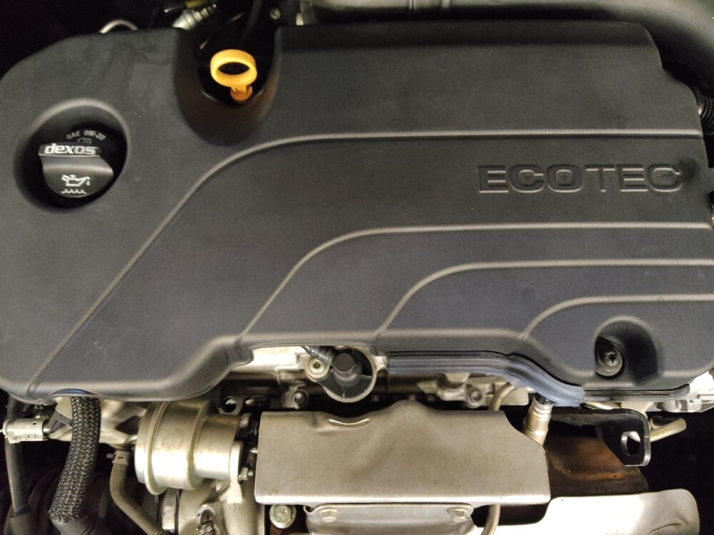 2019 Chevrolet Cruze in Clearwater, FL 33764 - 18109455 30