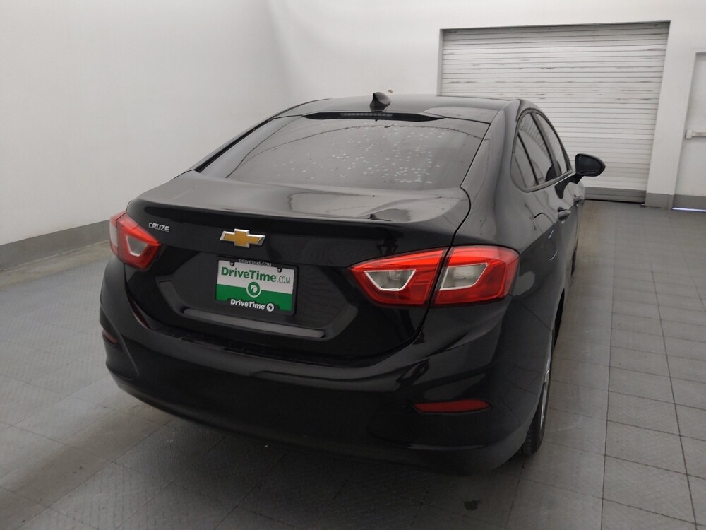 2019 Chevrolet Cruze in Clearwater, FL 33764 - 18109455 7