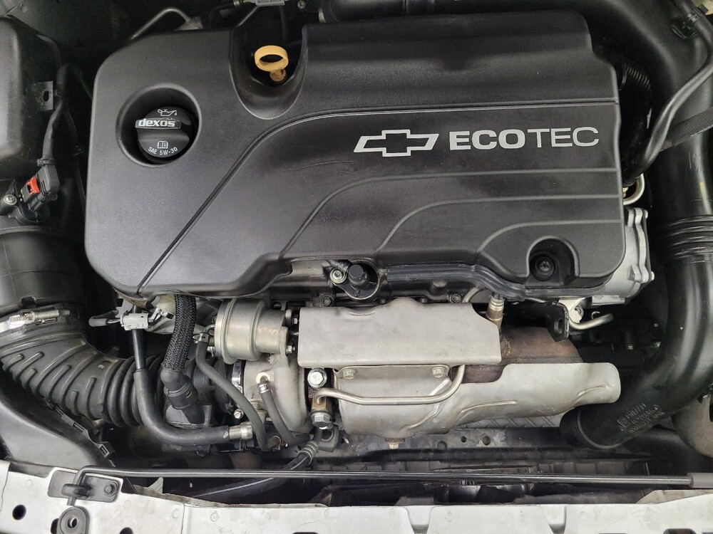 2017 Chevrolet Cruze in Las Vegas, NV 89104 - 18109456 30