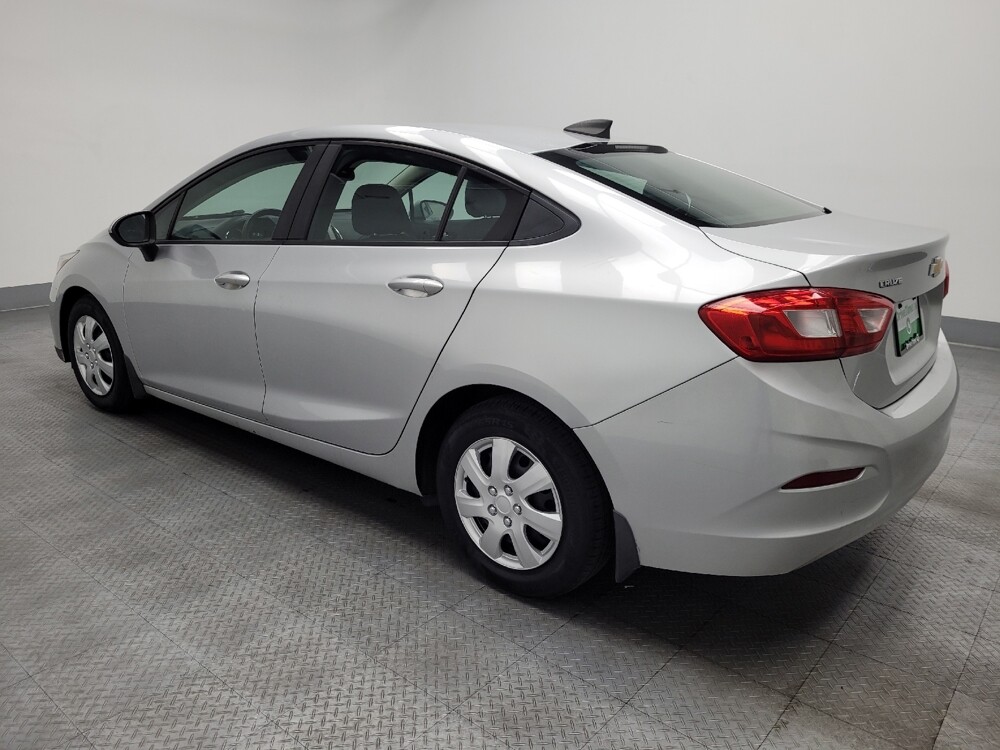 2017 Chevrolet Cruze in Las Vegas, NV 89104 - 18109456 3