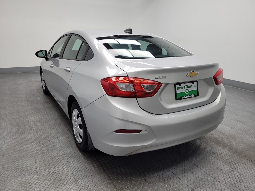2017 Chevrolet Cruze in Las Vegas, NV 89104 - 18109456 5
