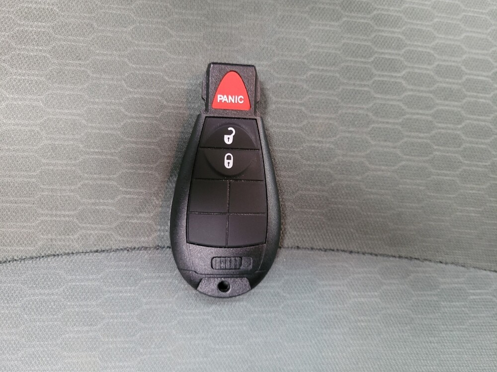 2015 RAM 1500 in Las Vegas, NV 89102 - 18109458 32