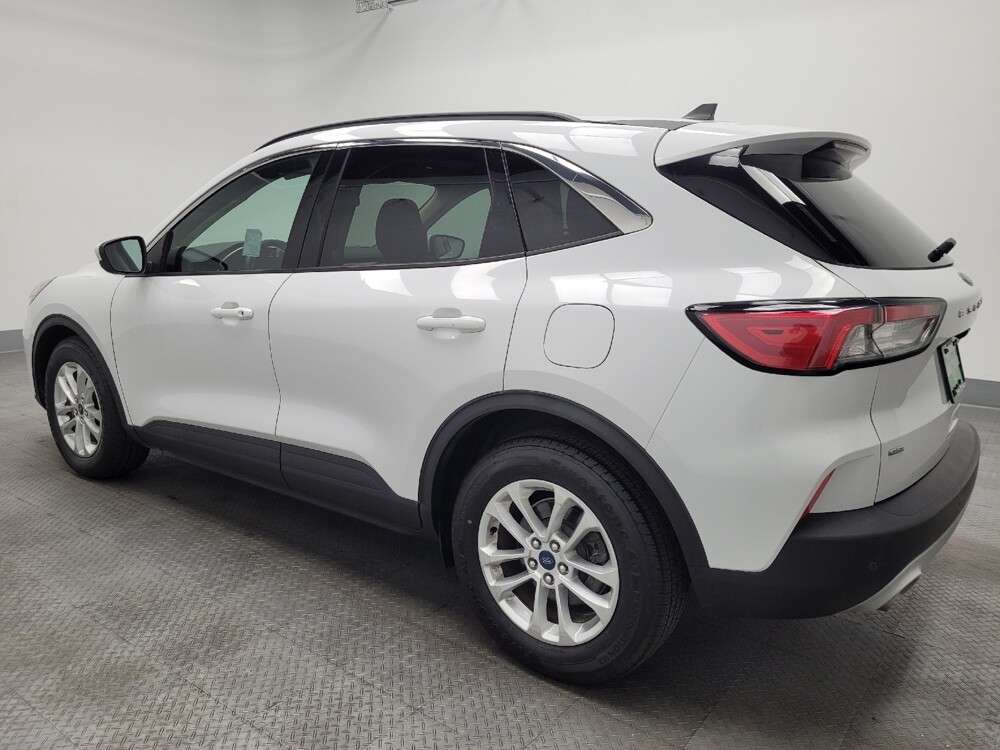 2020 Ford Escape in Las Vegas, NV 89104 - 18109460 3