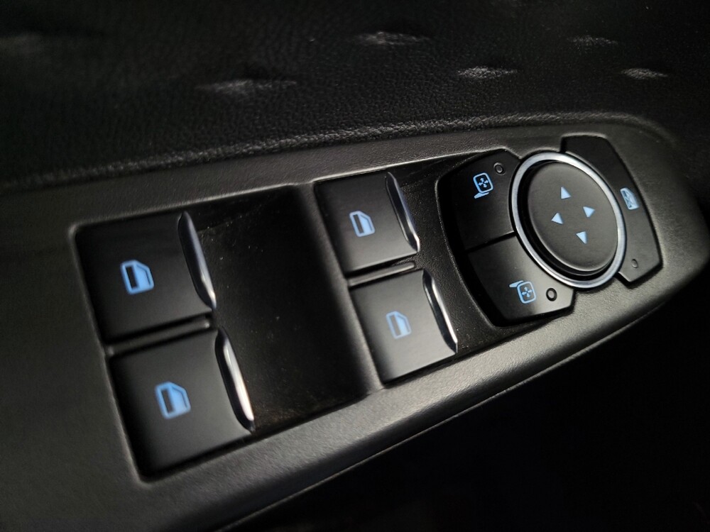 2020 Ford Escape in Las Vegas, NV 89104 - 18109460 27