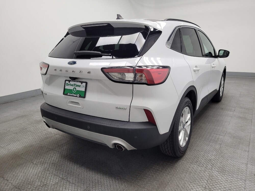 2020 Ford Escape in Las Vegas, NV 89104 - 18109460 9