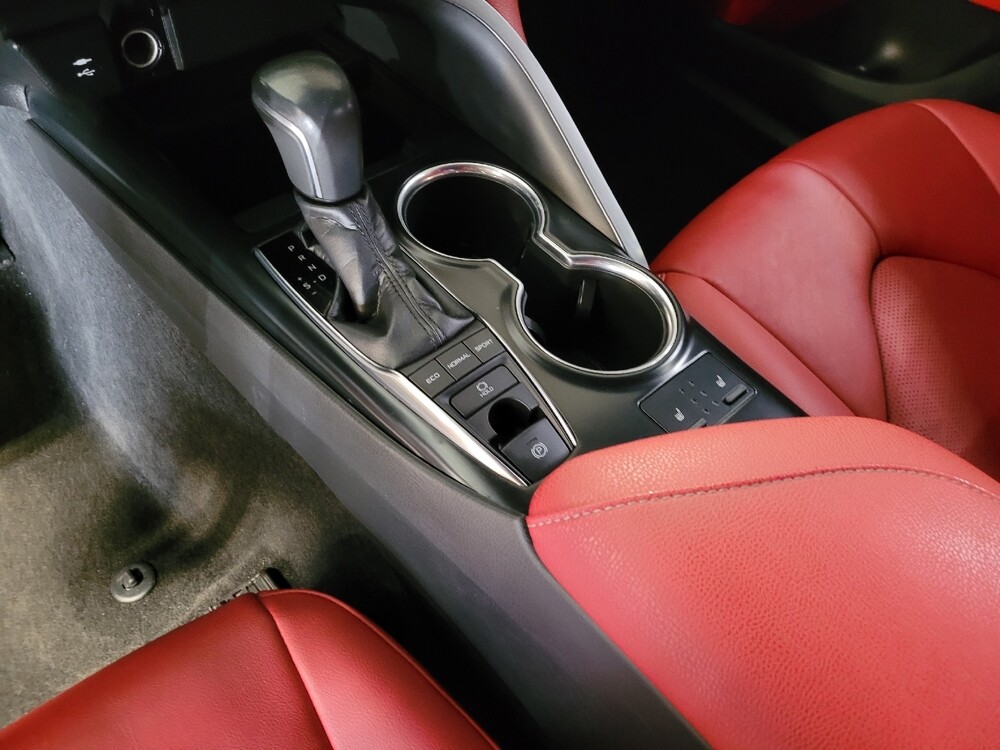 2018 Toyota Camry in Jacksonville, FL 32210 - 18109462 26