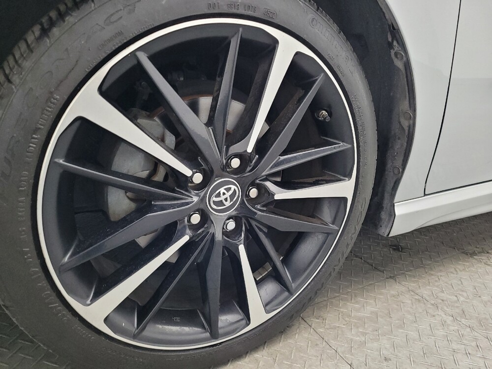 2018 Toyota Camry in Jacksonville, FL 32210 - 18109462 31