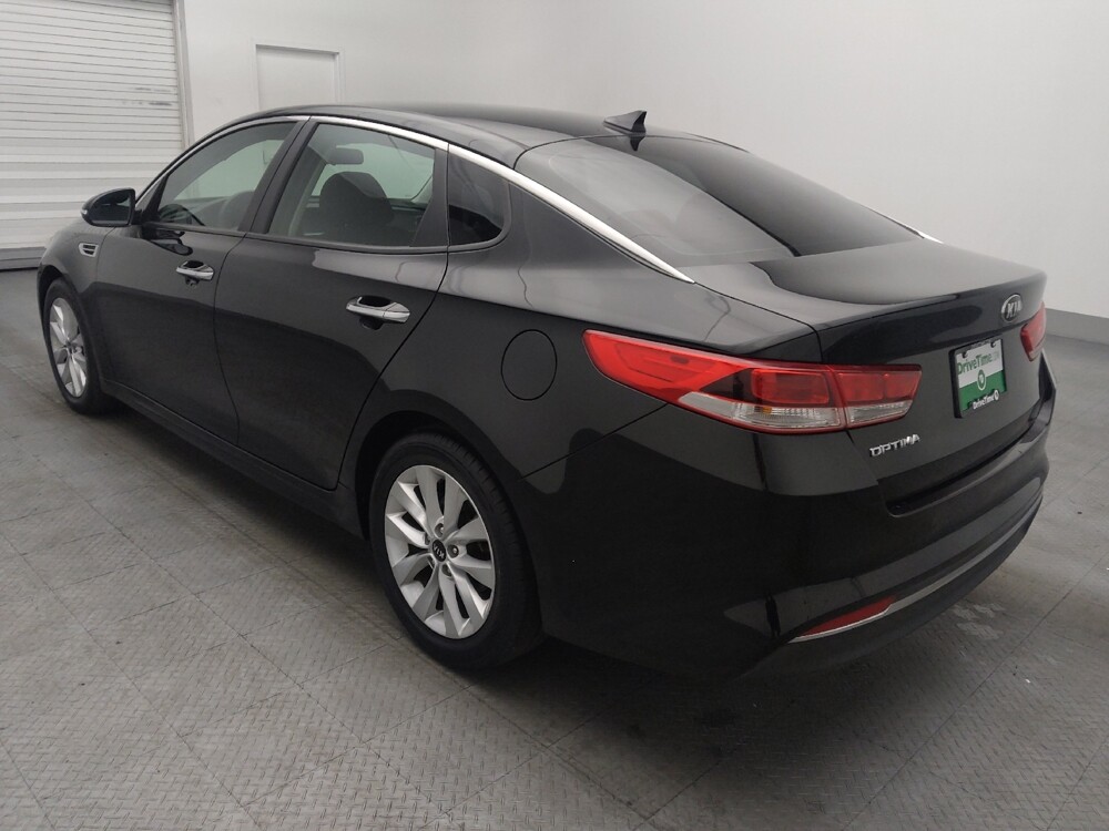 2018 Kia Optima in Salem, VA 24153 - 18109464 5
