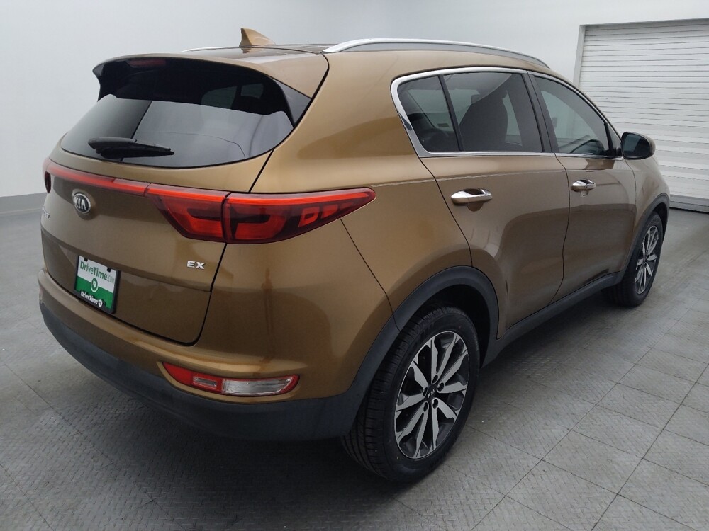 2017 Kia Sportage in Hialeah, FL 33014 - 18109465 9