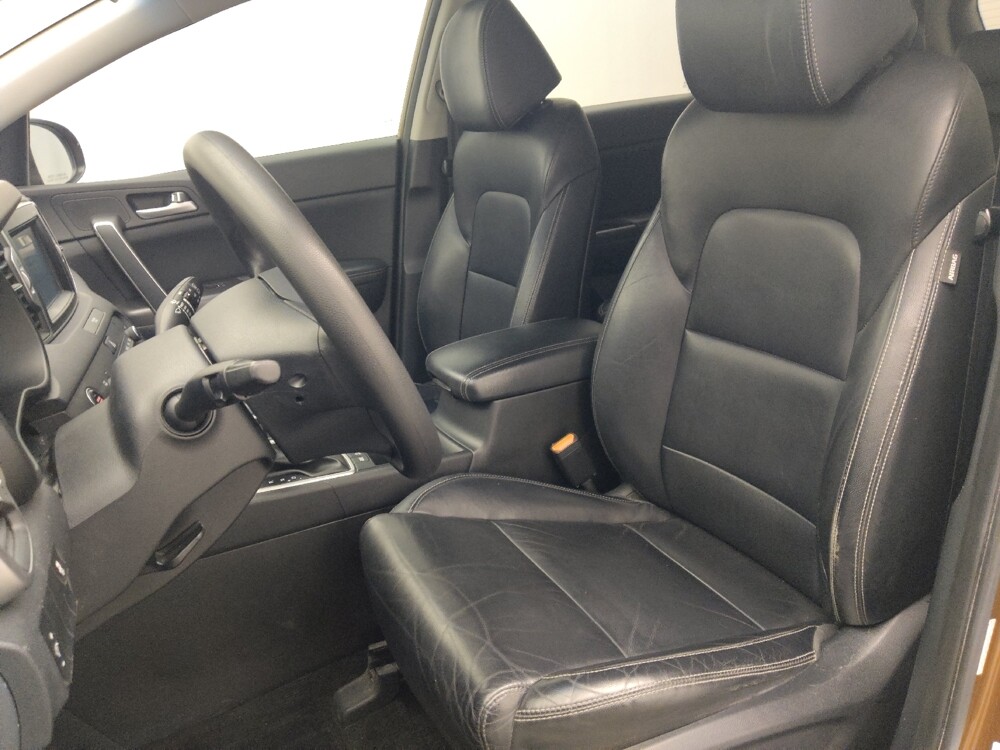 2017 Kia Sportage in Hialeah, FL 33014 - 18109465 17