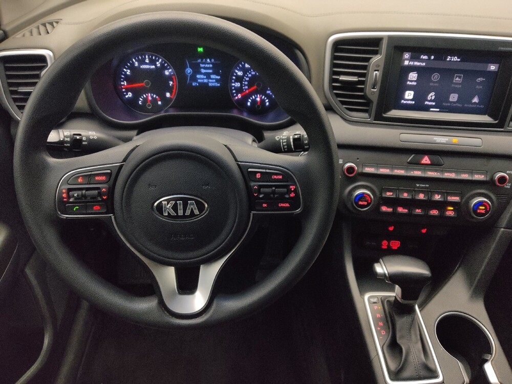 2017 Kia Sportage in Hialeah, FL 33014 - 18109465 22