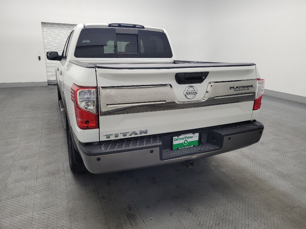 2019 Nissan Titan in Gainesville, FL 32609 - 18109470 6