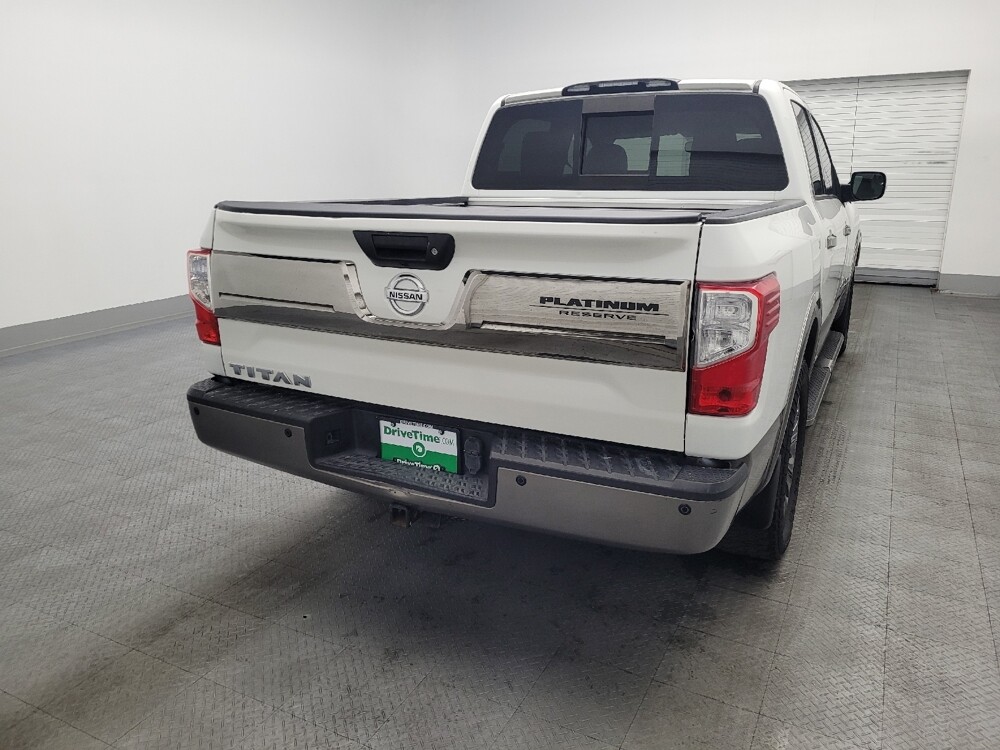 2019 Nissan Titan in Gainesville, FL 32609 - 18109470 7