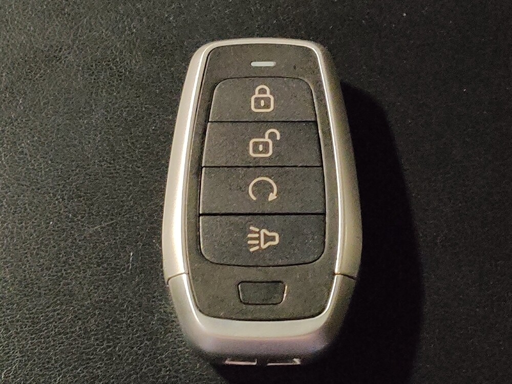 2019 Nissan Titan in Gainesville, FL 32609 - 18109470 32