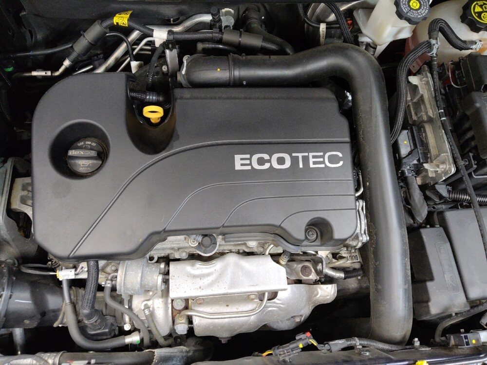 2020 Chevrolet Equinox in Fayetteville, NC 28304 - 18109474 30