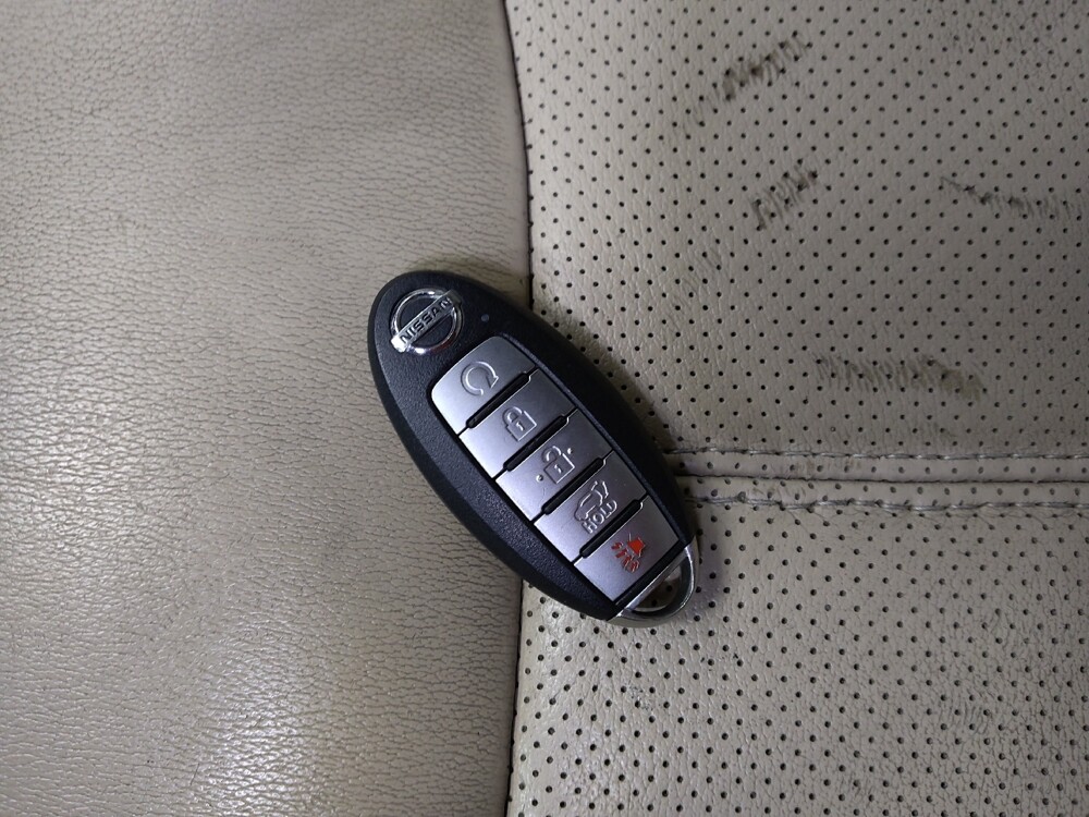 2020 Nissan Pathfinder in Raleigh, NC 27604 - 18109485 32