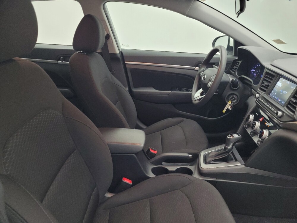 2019 Hyundai Elantra in Raleigh, NC 27604 - 18109487 17