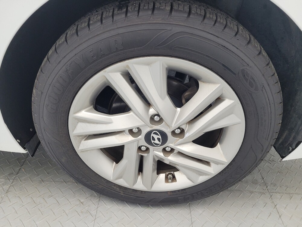 2019 Hyundai Elantra in Raleigh, NC 27604 - 18109487 31