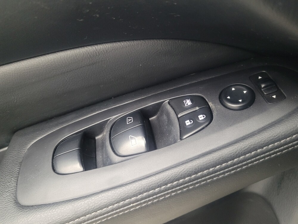 2019 Nissan Pathfinder in Memphis, TN 38115 - 18109491 27