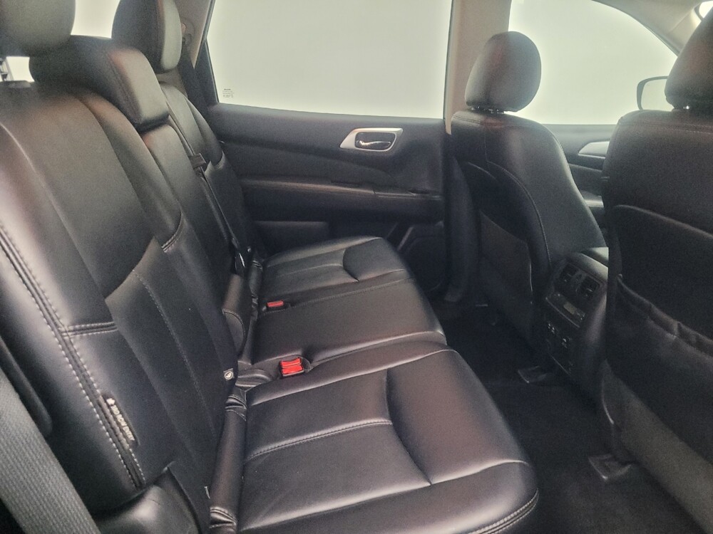 2019 Nissan Pathfinder in Memphis, TN 38115 - 18109491 19