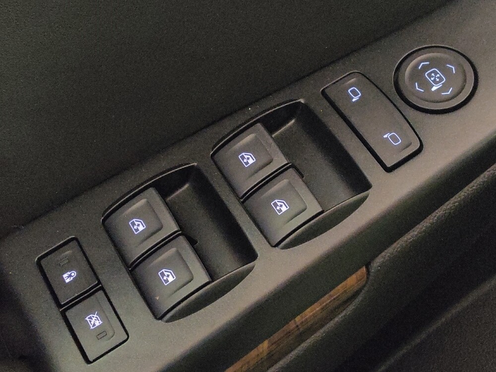 2019 Chevrolet Tahoe in San Antonio, TX 78238 - 18109498 27