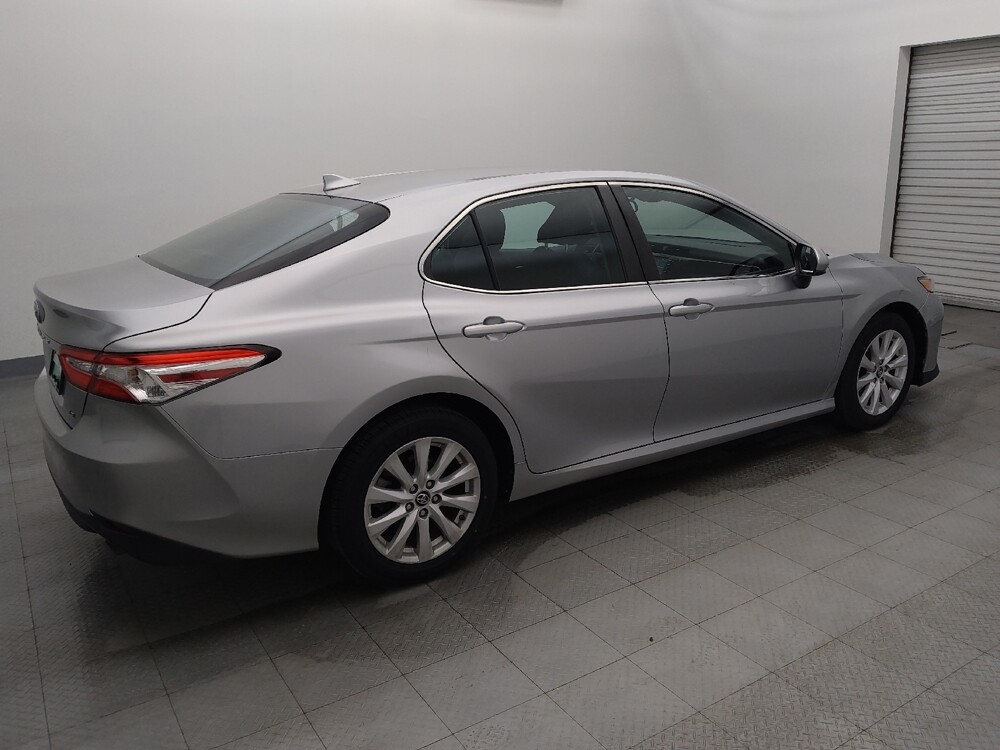 2019 Toyota Camry in Houston, TX 77074 - 18109502 10