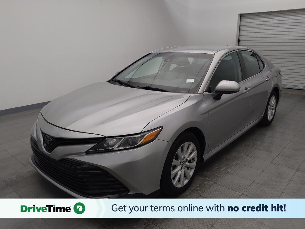 2019 Toyota Camry in Houston, TX 77074 - 18109502