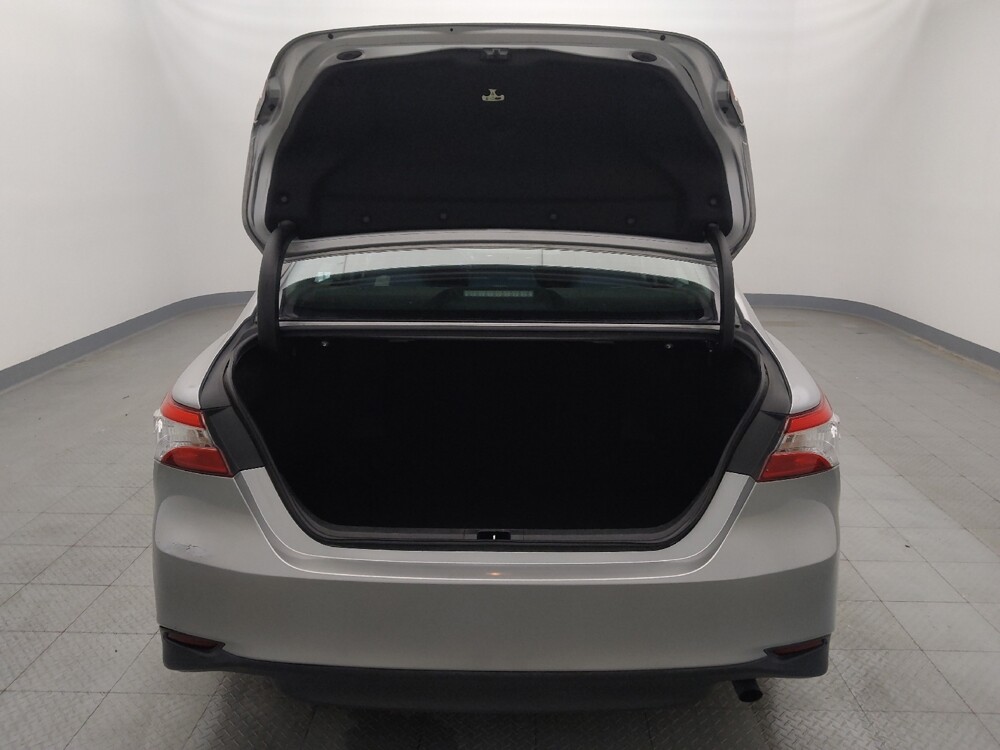 2019 Toyota Camry in Houston, TX 77074 - 18109502 29