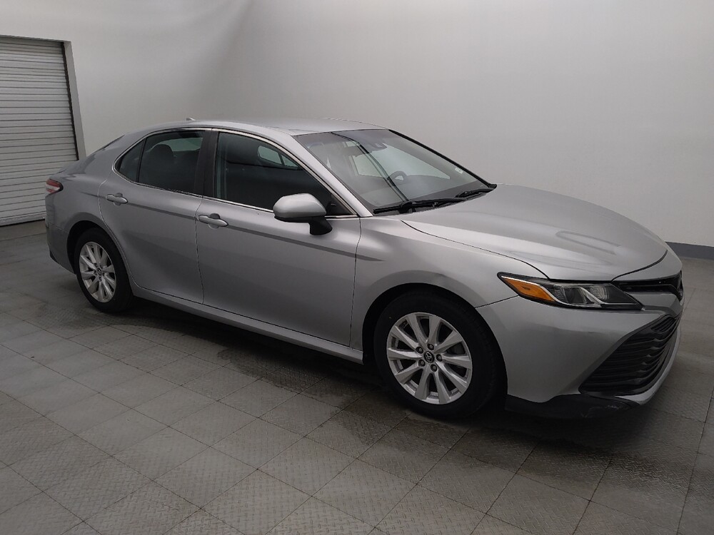 2019 Toyota Camry in Houston, TX 77074 - 18109502 11