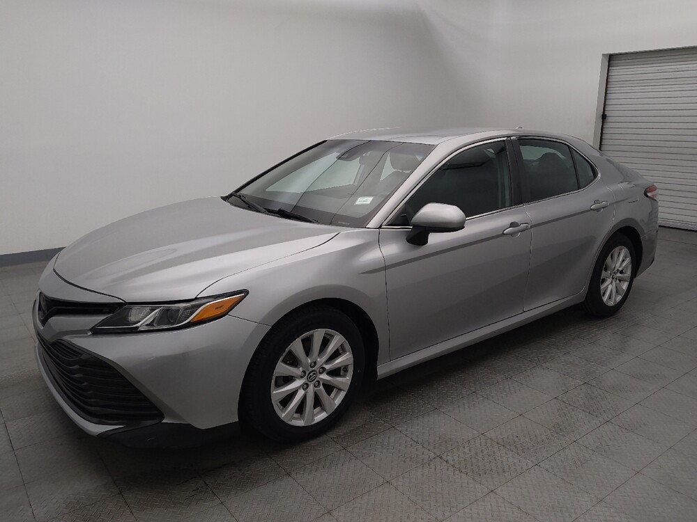 2019 Toyota Camry in Houston, TX 77074 - 18109502 2