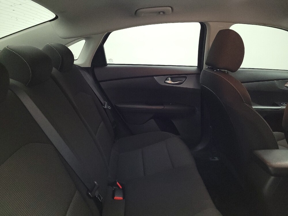 2021 Kia Forte in Columbus, OH 43228 - 18109517 19