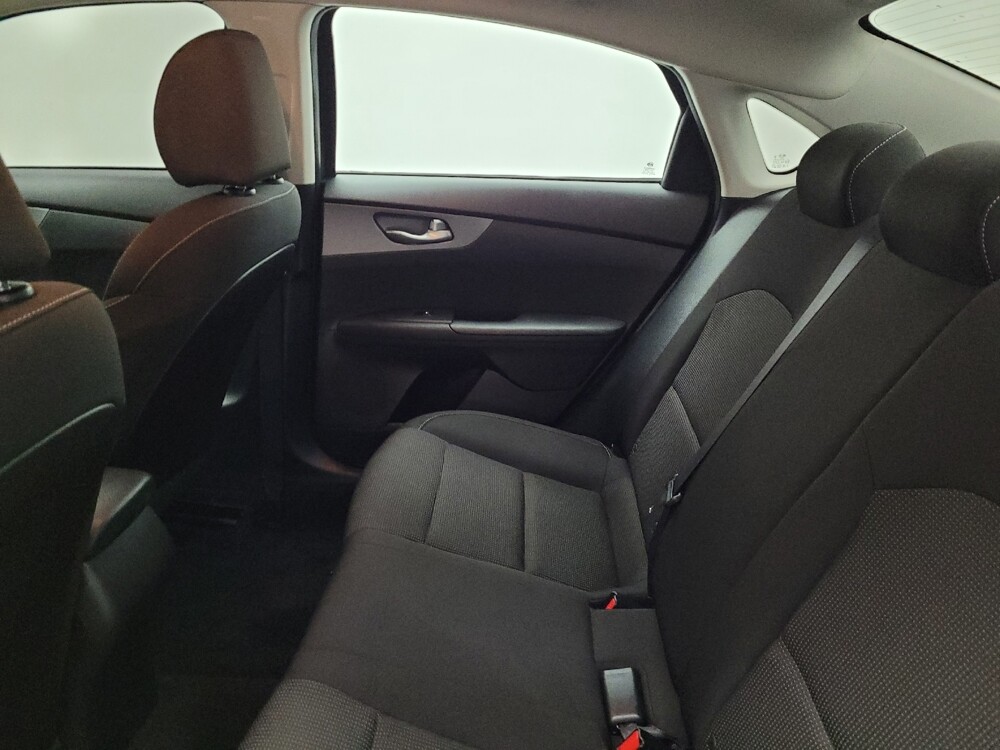 2021 Kia Forte in Columbus, OH 43228 - 18109517 18