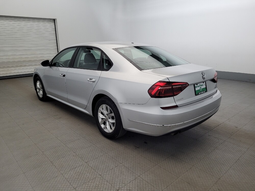 2018 Volkswagen Passat in Richmond, VA 23235 - 18109525 5