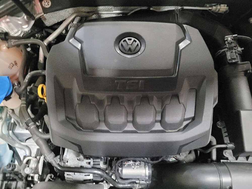 2018 Volkswagen Passat in Richmond, VA 23235 - 18109525 30