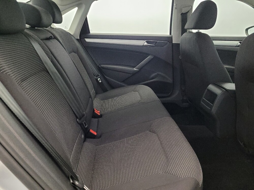 2018 Volkswagen Passat in Richmond, VA 23235 - 18109525 19