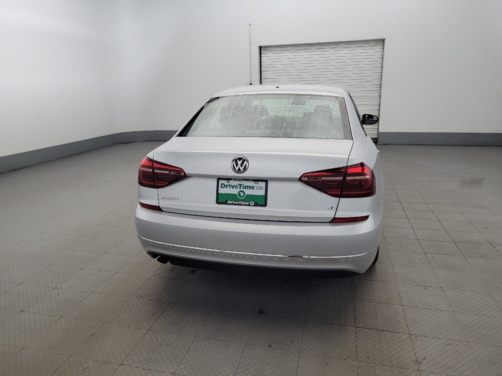 2018 Volkswagen Passat in Richmond, VA 23235 - 18109525 7