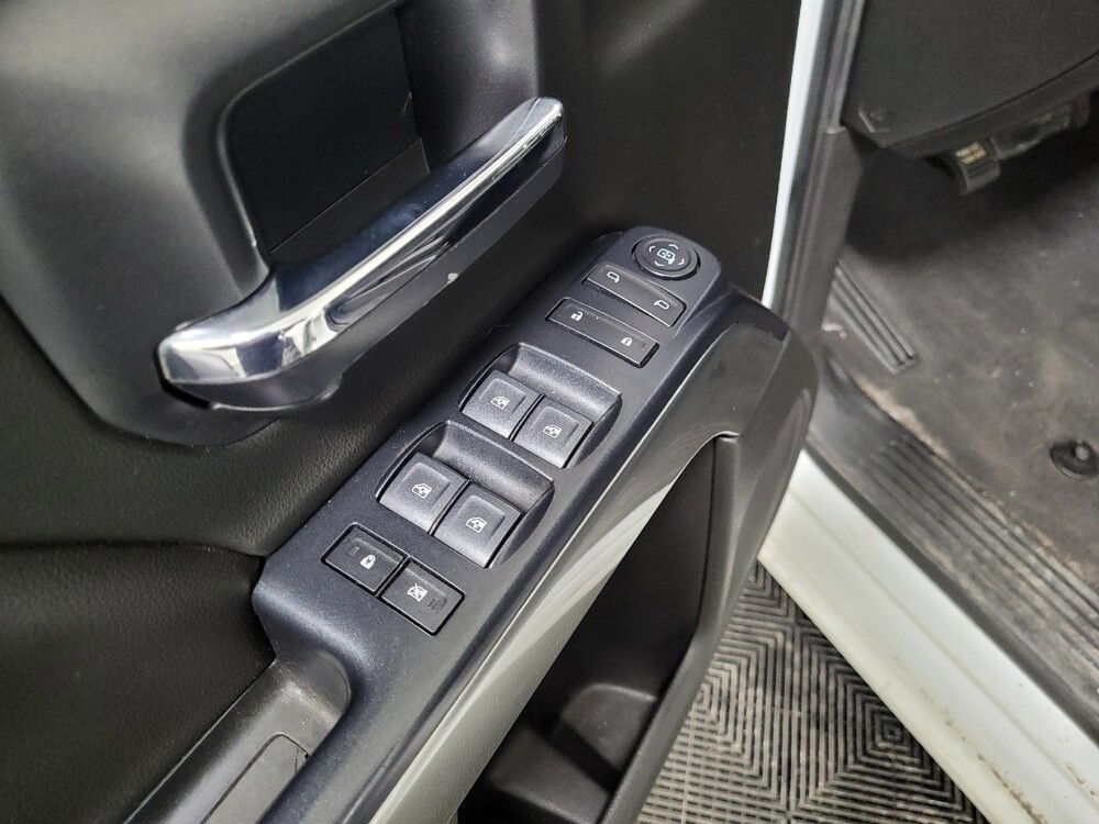 2018 Chevrolet Silverado 1500 in Plymouth Meeting, PA 19462 - 18109527 27