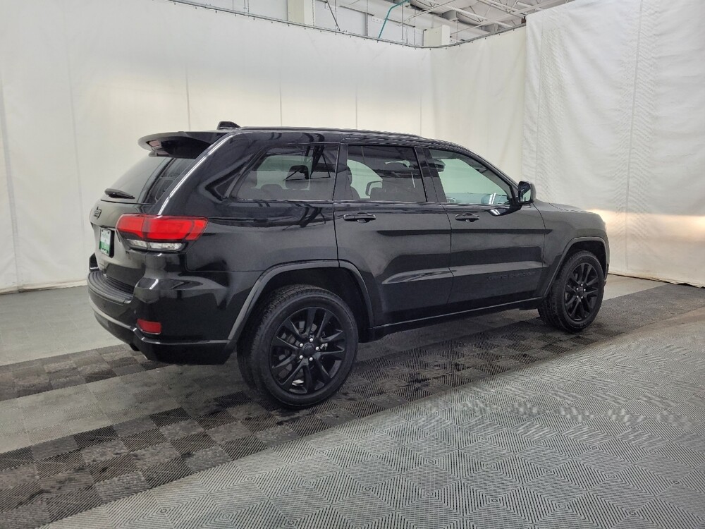 2018 Jeep Grand Cherokee in Plymouth Meeting, PA 19462 - 18109530 10