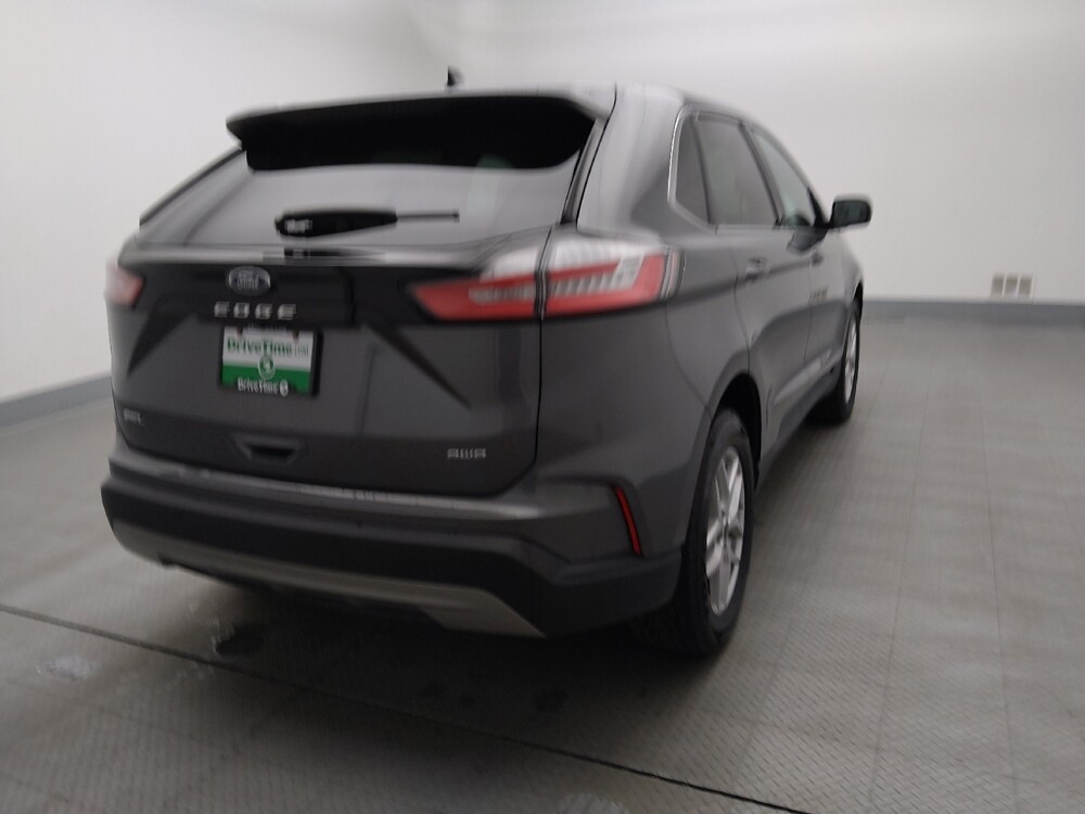 2024 Ford Edge in St. Louis, MO 63125 - 18109533 7